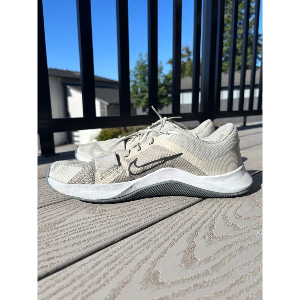 Nike MC Trainer 2 Men's Size 10.5 White Black Athletic Running Shoes Sneakers - Picture 4 of 11